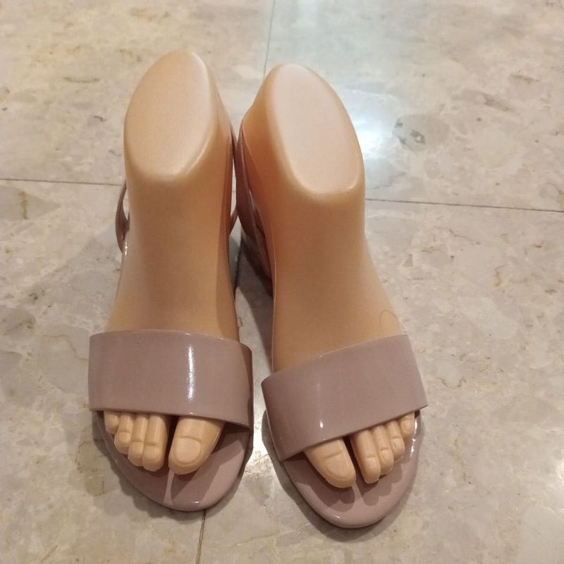 รองเท้าผู้หญิง ALDO สี Rose gold  (มือสอง)