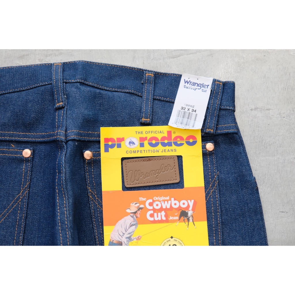 กางเกงยีนส์ Dead Stock Wrangler ผ้าดี สียีนส์