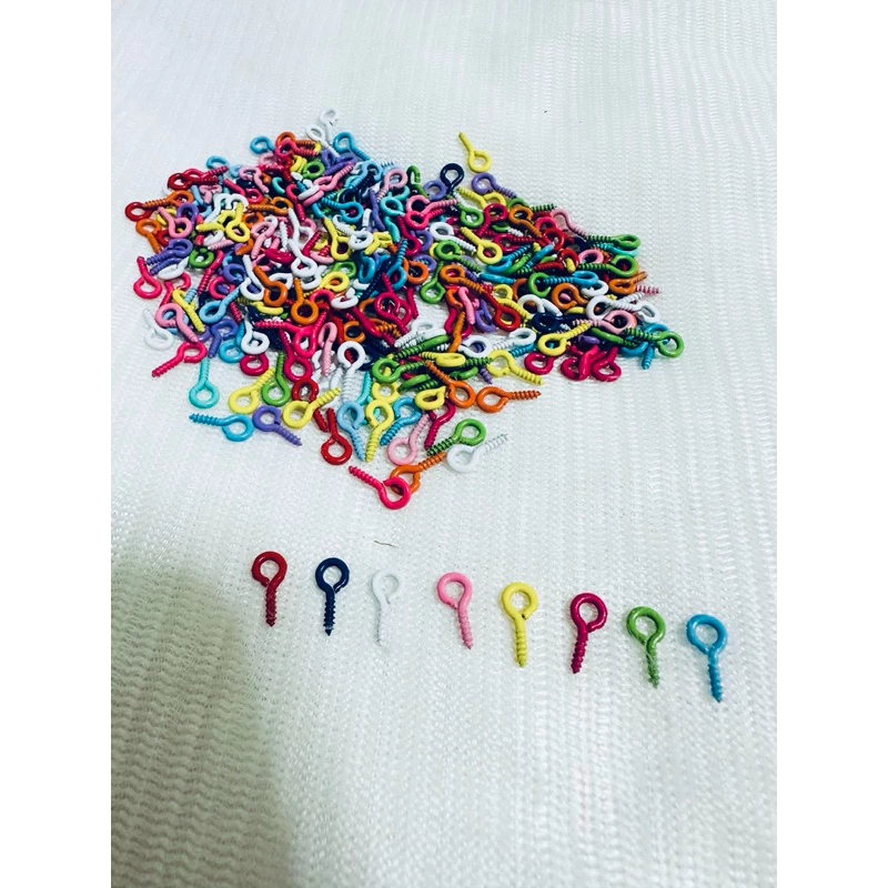 สกรู ตะขอเกลียว กว้าง 5มิล ยาว 10 มิล แบบคละสี #งานเจาะ สำหรับงานDIY#อุปกรณ์ลูกปัด 100 ชิ้น/ซอง