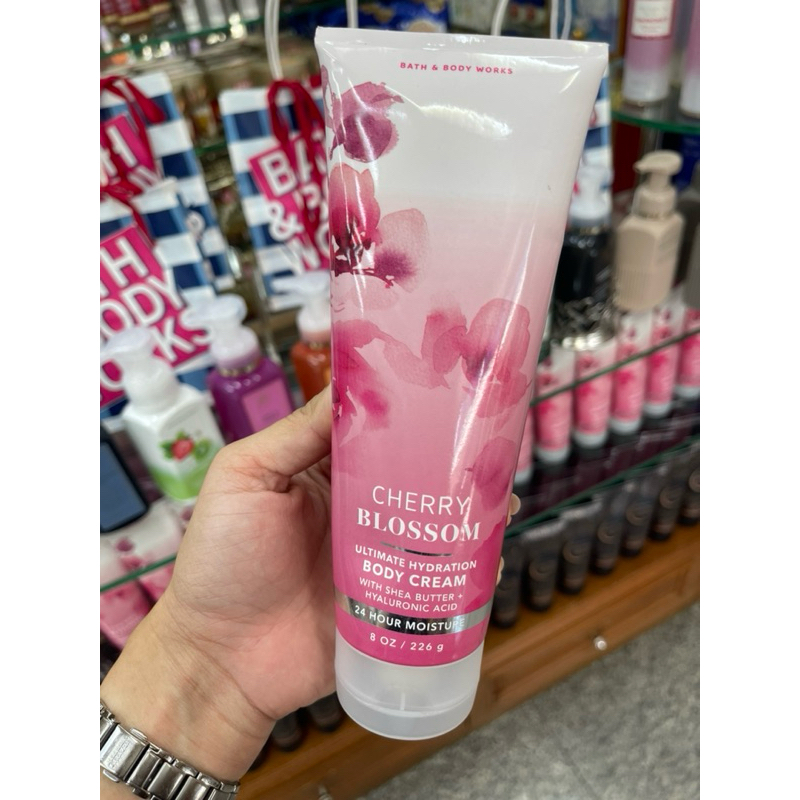 Bath & Body Works Cherry Blossom Moisture Ultra Body Cream 226ml. ของแท้