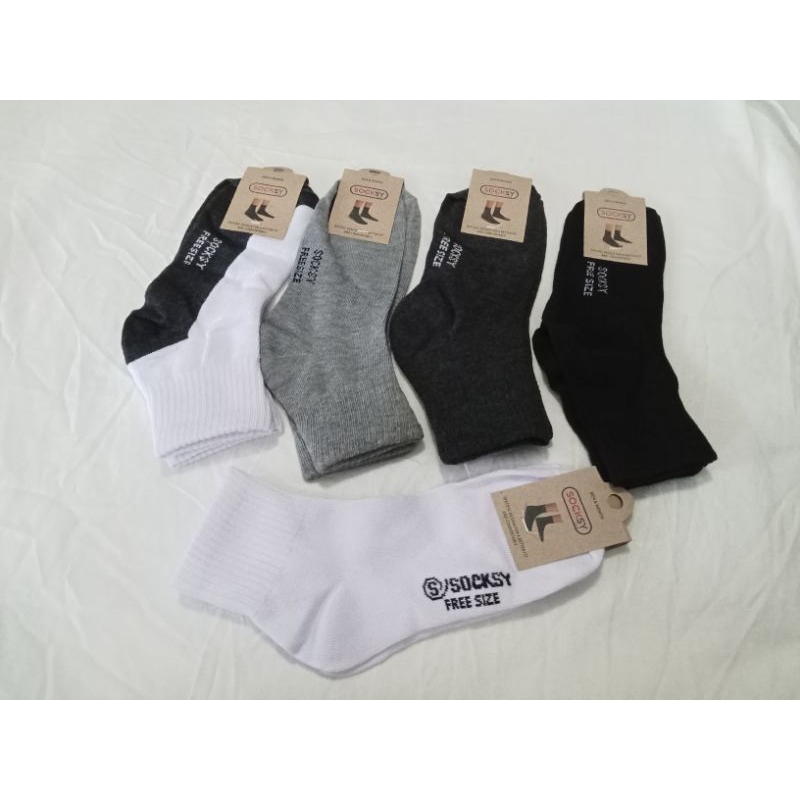 ถุงเท้าข้อกลางSOCKSY