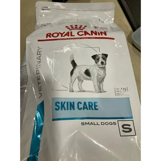 🔥 Hot Price!! Royal canin skin care adult small dog ขนาด 4 kg. 4กิโล
