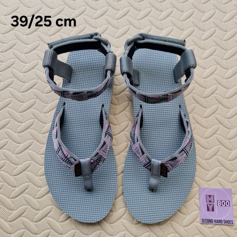 รองเท้ามือสอง teva original (B287)