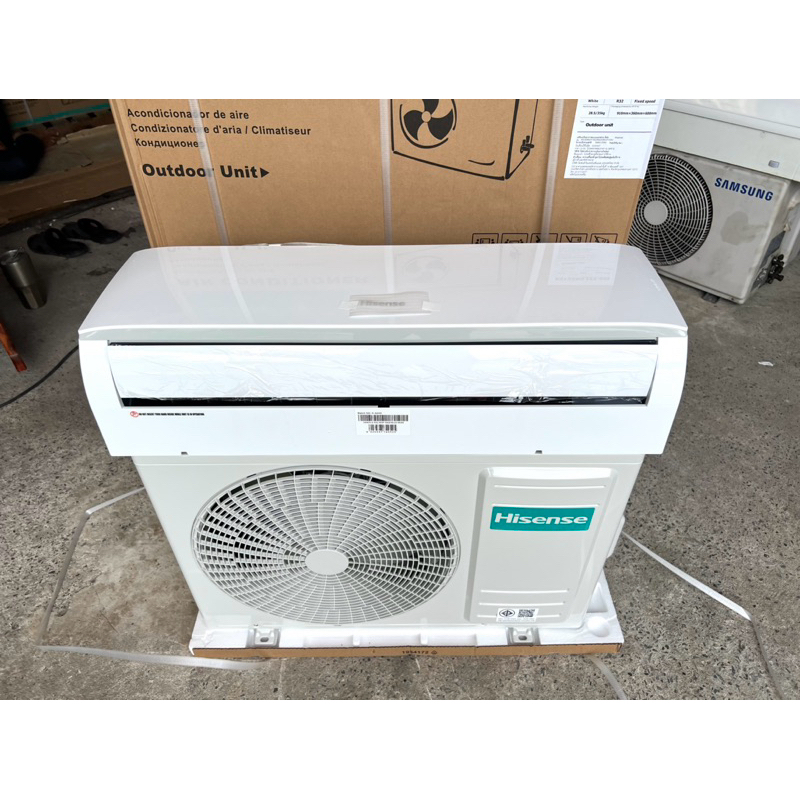 Hisense  fixed  speed  12000 btu ใหม่ประกันศูนย์