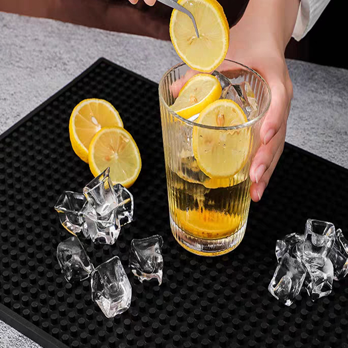 ยางกันลื่นแผ่นรองเคาเตอร์บาร์แมท Bar Mat อุปกรณ์เชคเกอร์ มีให้เลือกสองขนาด