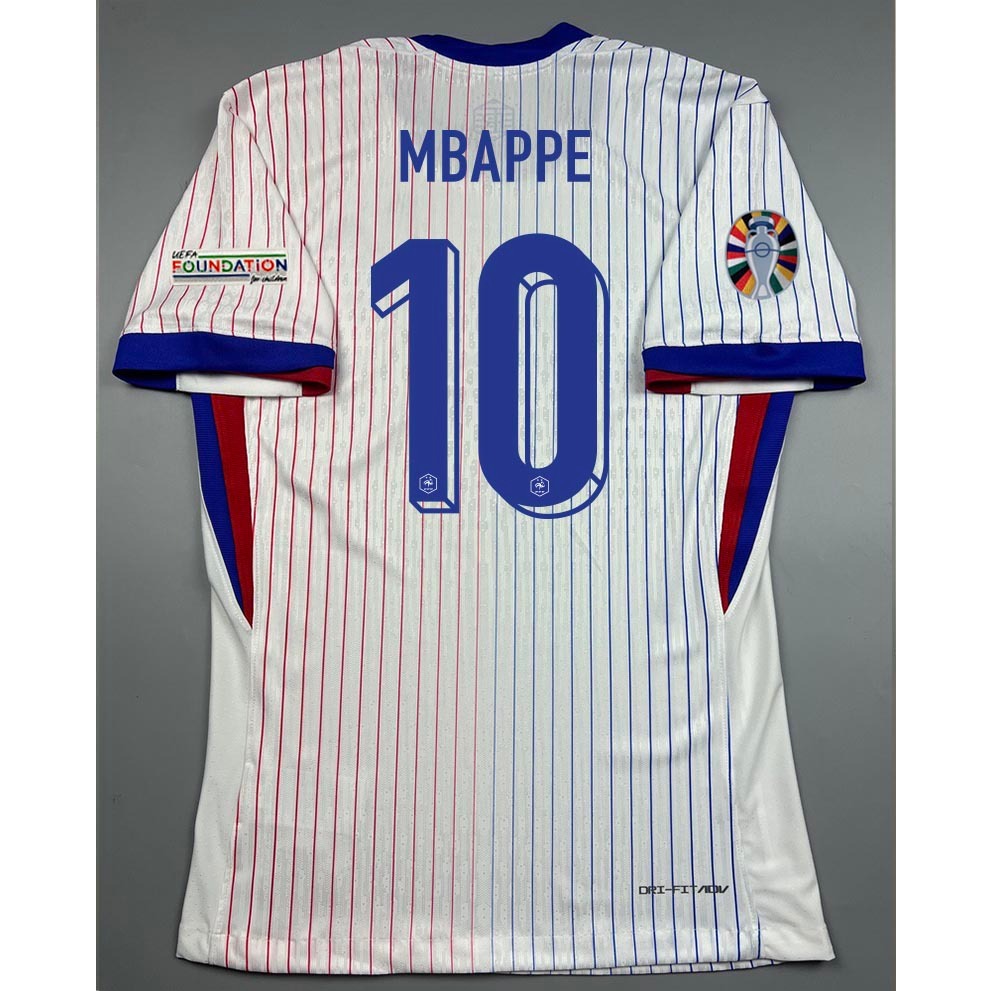 SALE !!! เสื้อบอล เพลเย่อ ยูโร 2024 ฝรั่งเศส เยือน สีขาว 10 MBAPPE อาร์มยูโร Player France Away Cecat