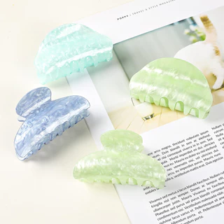 [พร้อมส่งจากไทย] กิ๊บติดผมแฟชั่นอินเทรนด์ สไตล์เรียบง่าย คุณภาพสูง กิ๊บอะคริลิก หรูหราระดับไฮเอนด์และเบา คลิปปลาฉลาม