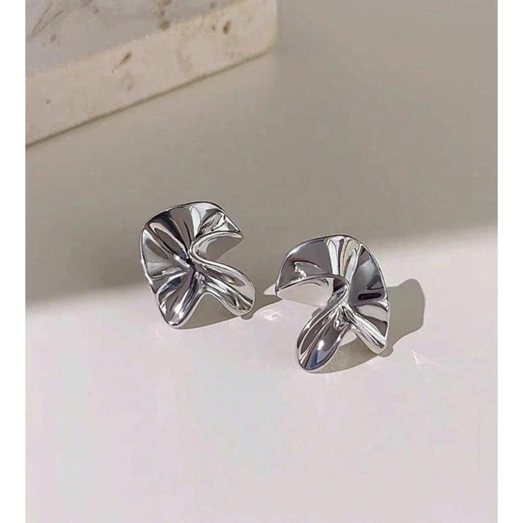 mija.stories - cica earrings ต่างหูแป้น ดีไซน์เก๋