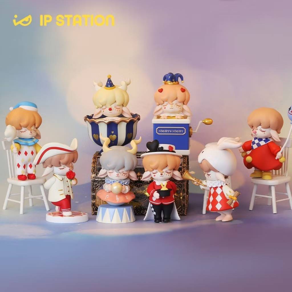 NFT Circus blind box(กล่องสุ่มลุ้นซี art toy) พร้อมส่ง