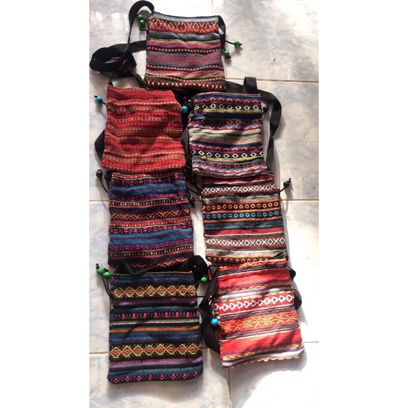 กระเป๋าสะพายขนาด7*9นิ้วปากมีสายรูด1ชุดมี10ใบราคา240บาท