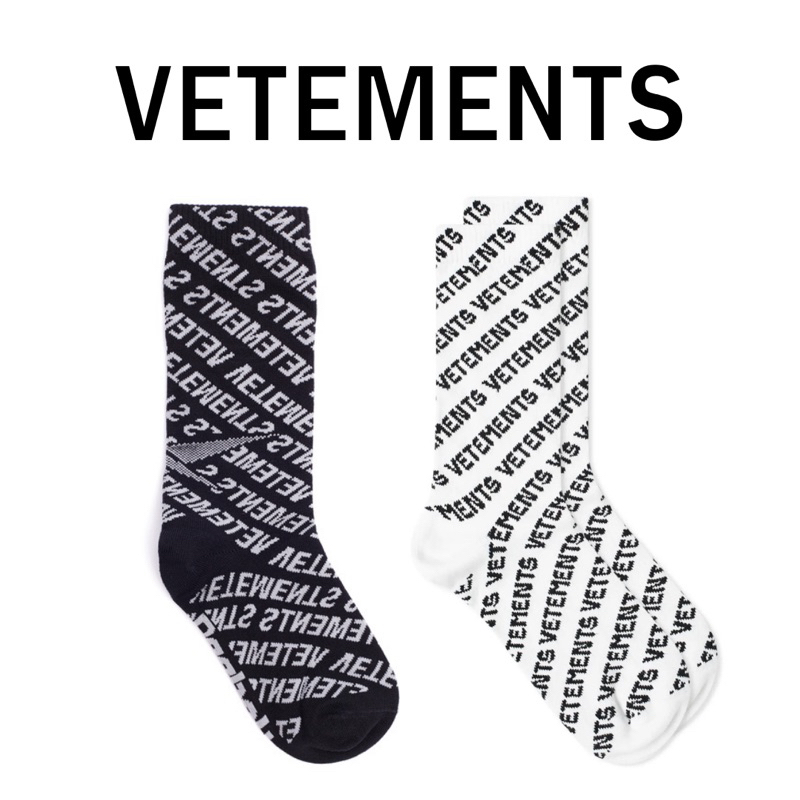 [พร้อมส่ง] VETEMENTS ALL OVER PRINT LOGO SOCK