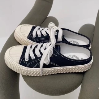 KIM&CO. Rainy(KF016W) รองเท้าผ้าใบแฟชั่นผู้หญิงสีขาวเปิดส้น สไตล์มินิมอล บิดงอได้ 180 องศา