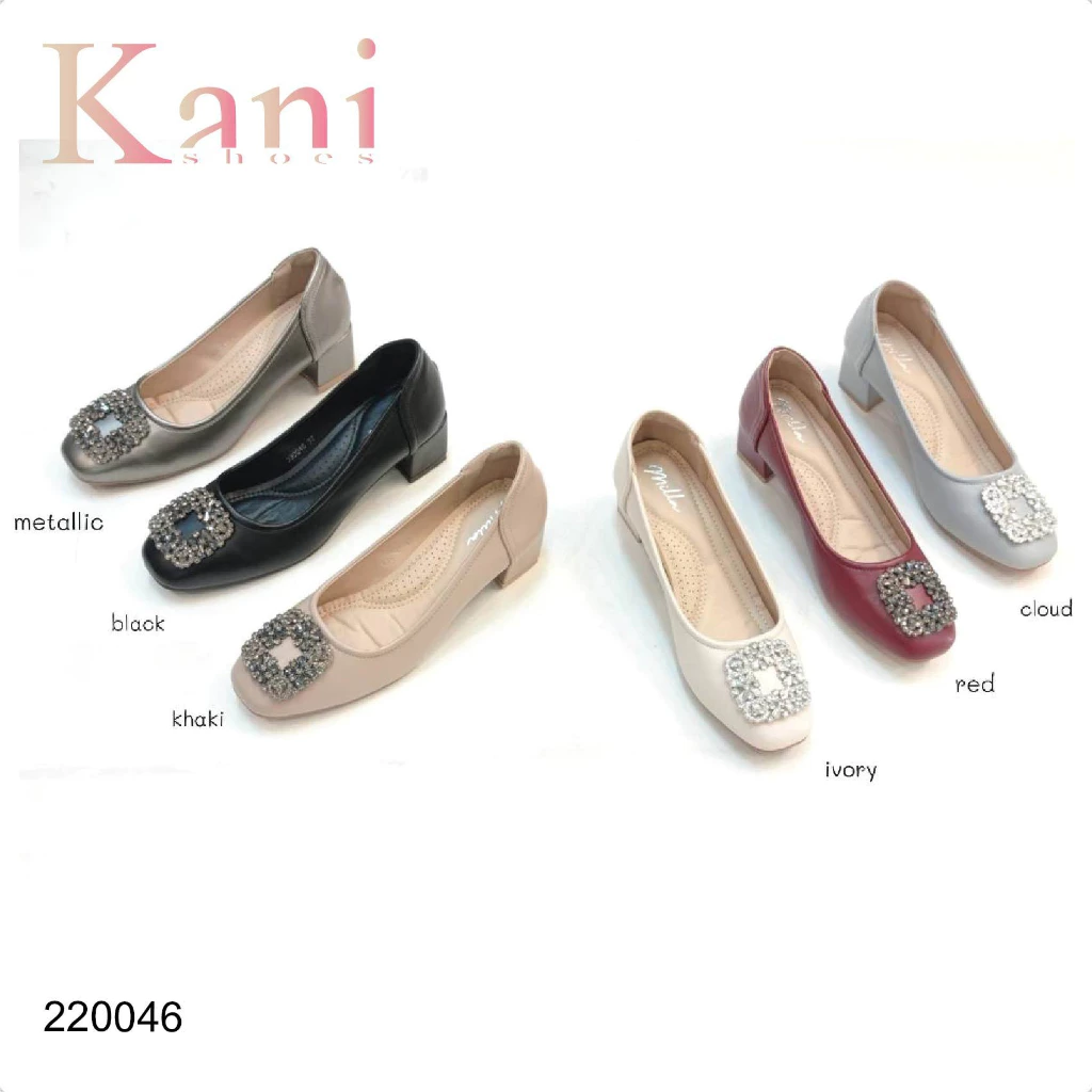 New!!! งานพรีเมี่ยม รองเท้าคัชชูส้นสูง 2 นิ้ว ใส่ทำงาน หรือออกงาน หุ้มส้น ประดับด้วยอะไหล่ดอกไม้เพชร