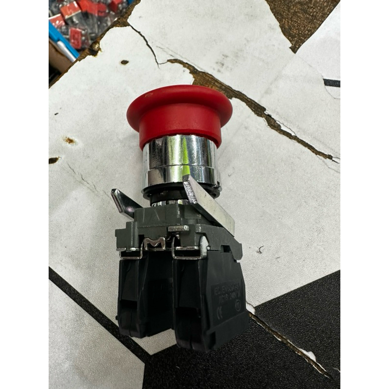 Xb4-es142รีเซ็ตคีย์หยุดฉุกเฉินปุ่มกดหัวใจ 40mm N/C N/O รูปที่ 6