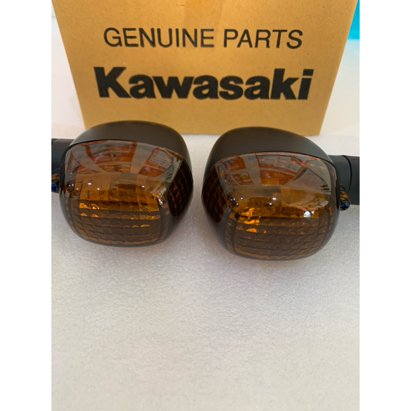 ชุดไฟเลี้ยวหลังแท้KR 1คู่ ฝาสีชา ใส่ตัวท้ายเป็ด แท้ใหม่มือ1ศูนย์Kawasaki