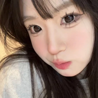 UYAAI 【0°-600°】คอนแทคเลนส์สี บิ๊กอาย คอนแทคเลนส์ ตาโต นิตยสาร 14.2/14.5 mm cool black color บิ๊กอาย คอนแทคเลนส์รา