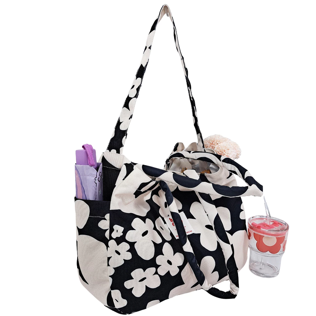 Pre รอ 3-7 วัน- Weekend bag สะพายไหล่ ใส่โน๊ตบุ๊ค 15" iPad Pro ใส่เสื้อผ้าเที่ยว holiday