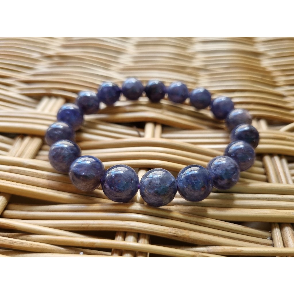 i.am.wai  สร้อยข้อมือหิน กำไลหิน Iolite Sunstone  ไอโอไลต์ ซันสโตน สีม่วงเข้มๆ