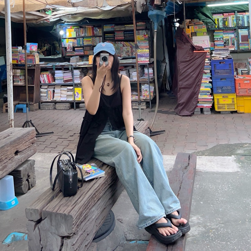 พร้อมส่ง น้องขนมชั้น สายเดี่ยวระบาย ดระดุม 4 เม็ด ผ้าคอตตอนฉลุ 19dec.ourday