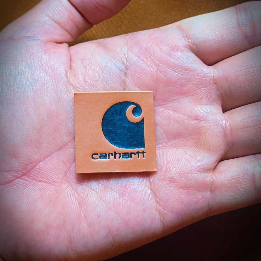 Carhartt tag ป้ายหนังเทียม แท้ โรงงาน ของใหม่