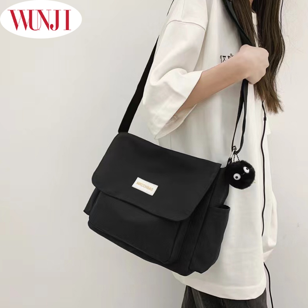 [J8300]กระเป๋าสะพายไหล่ข้างเดียวหญิงแฟชั่นเกาหลีเรียบง่ายน่ารัก กระเป๋าสะ