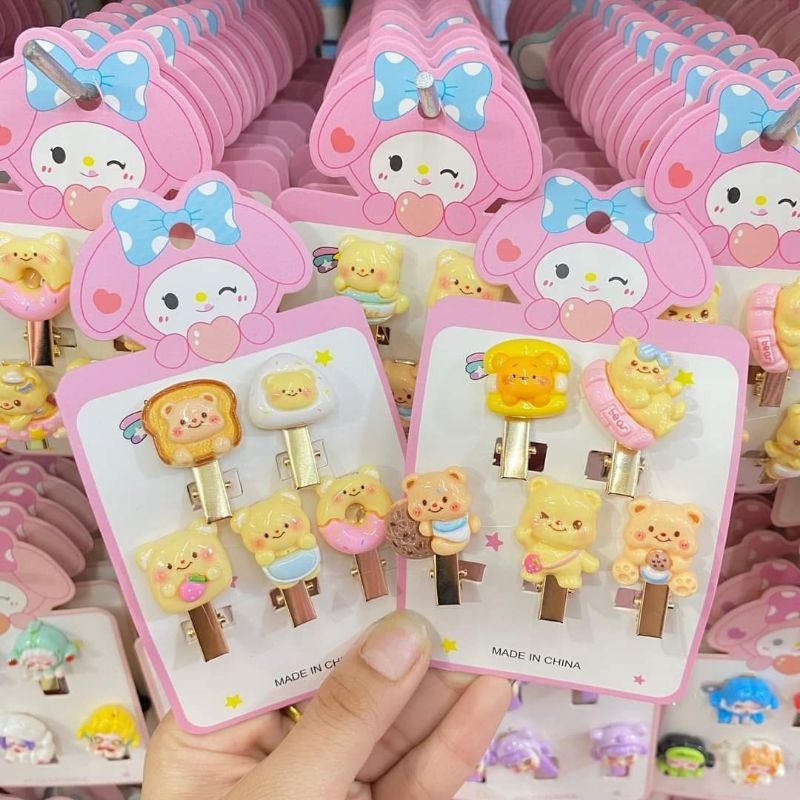 กิ๊บติดผมน้องหมีเนยแผง5ตัว ขายส่งยกโหล12แผงสุดคุ้ม