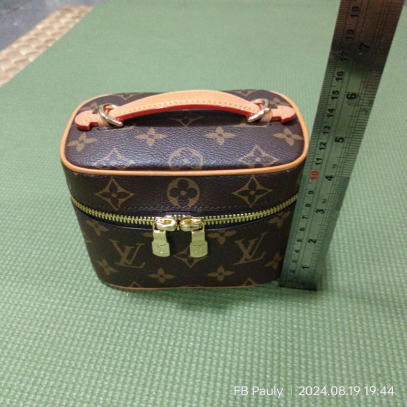 Louis Vuitton monogram canvas nano mini 5.5"good condition good price original brand