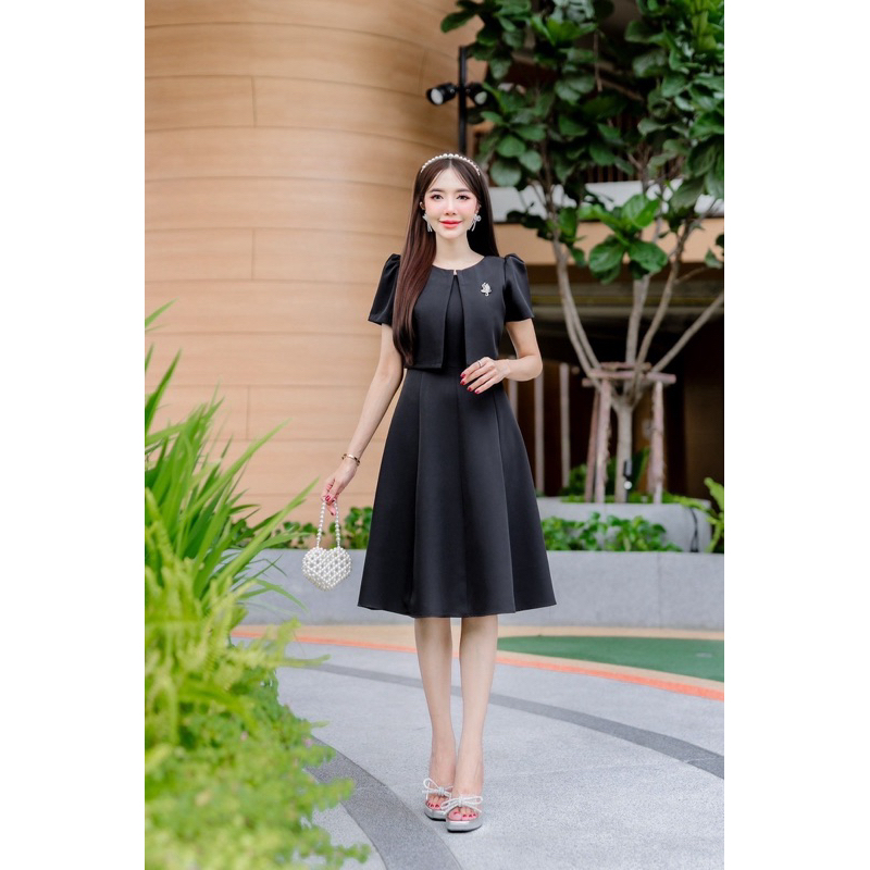 เดรสสีดำหรูๆ สวย เรียบหรู ใส่ออกงาน