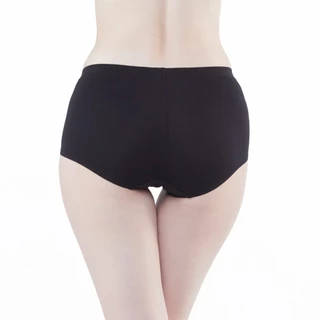 Wacoal Innovation Collagen Fabric Boyleg Panty กางเกงในรูปแบบขาสั้น รุ่น WU5K00 (L) สีดำ (BL)