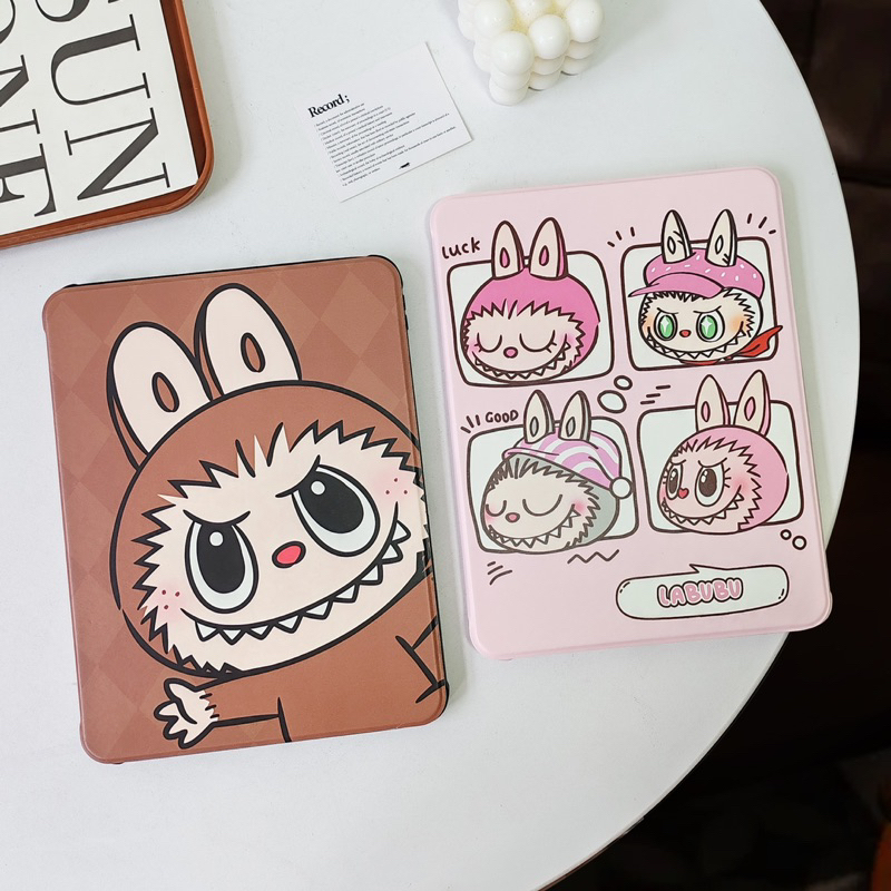 360 เคสไอเเพดหลังใสพร้อมสติกเกอร์ รุ่นไอแพดmini12345 mini6 pro9.7 air1 10.2 air3 10.5 air4 10.9 gen7 gen8 gen5 gen6 gen9 ราคา ถูกที่สุด ดีลบีเคเค แกลเลอรีภาพที่ 7