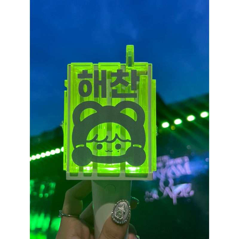 พร้อมส่ง สติ๊กเกอร์ติดแท่งไฟ NCT / การ์ดโฮลเดอร์ by @/214LL_ , @/nudicat