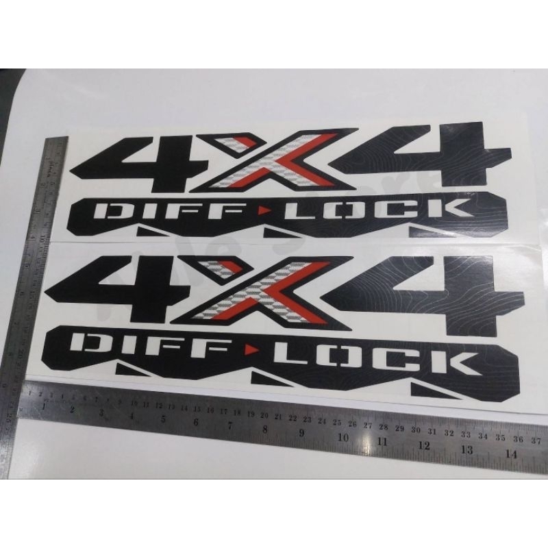 สติ๊กเกอร์สกรีน 4x4 DIFF-LOCK สำหรับติดข้างท้ายรถ Isuzu D-Max V-Cross Minorchange ปี2024 เทียบแท้95%