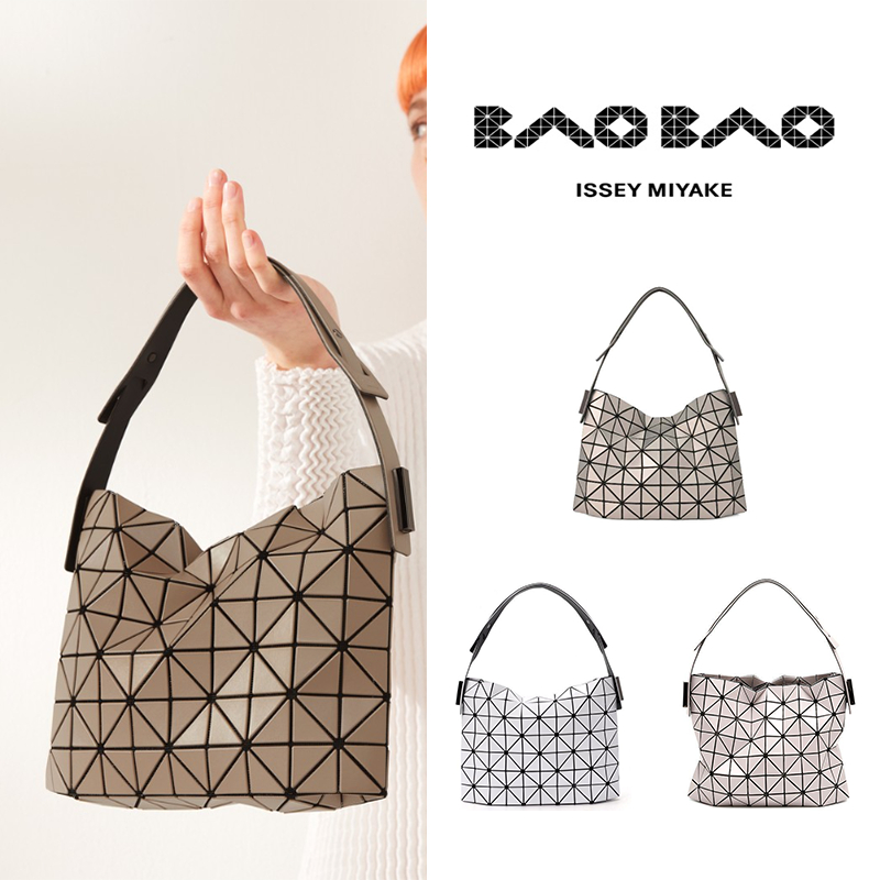 รับประกันของแท้ 100% BaoBao Original Baguette issey miyake กระเป๋าสะพาย