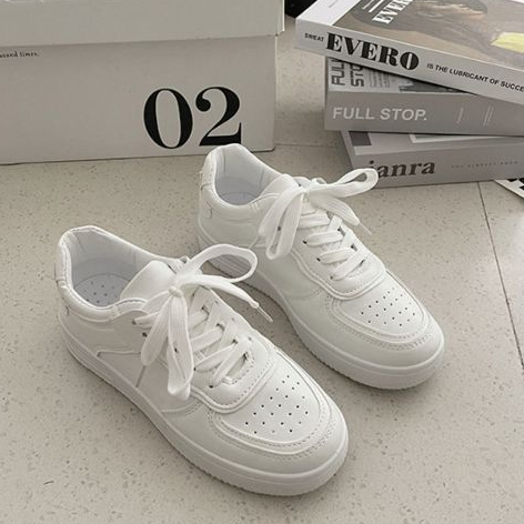 รองเท้าแฟชั่นสตรี ผูกเชือกรองเท้าผ้าใบระบายอากาศได้เวอร์ชั่นเกาหลีน้ำหนักเบาและไม่ลื่นรองเท้าสีขาว - รูปที่ 7