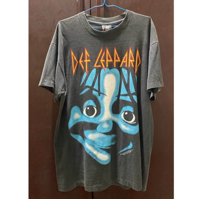 เสื้อวง def leppard หน้าเด็ก งานไม่แท้ ป้ายgiant