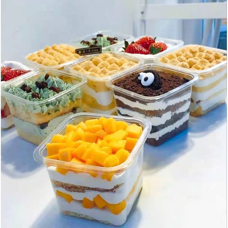 พร้อมส่ง!!ถ้วยพลาสติกใส ถ้วยบานอฟฟี่สี่เหลี่ยมมีฝา!!ฟรีสายคาด(แพค10/25/50 ชุด) - รูปที่ 5