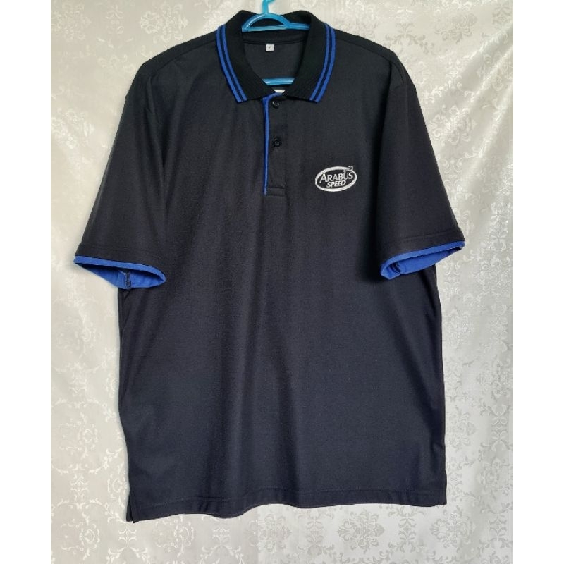 เสื้อโปโล สีดำ แต่งขอบน้ำเงิน ฟรีไซส์ อก 47 นิ้ว ผ้าใส่สบาย ของพรีเมี่ยม ARABUS SPEED