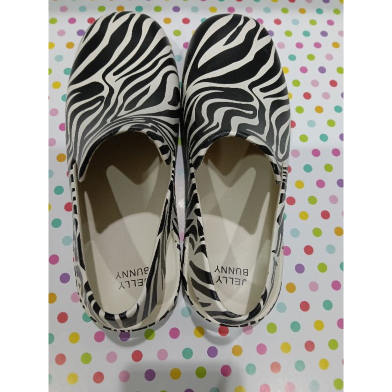 รองเท้า Jelly Bunny ลายม้าลาย Size 39