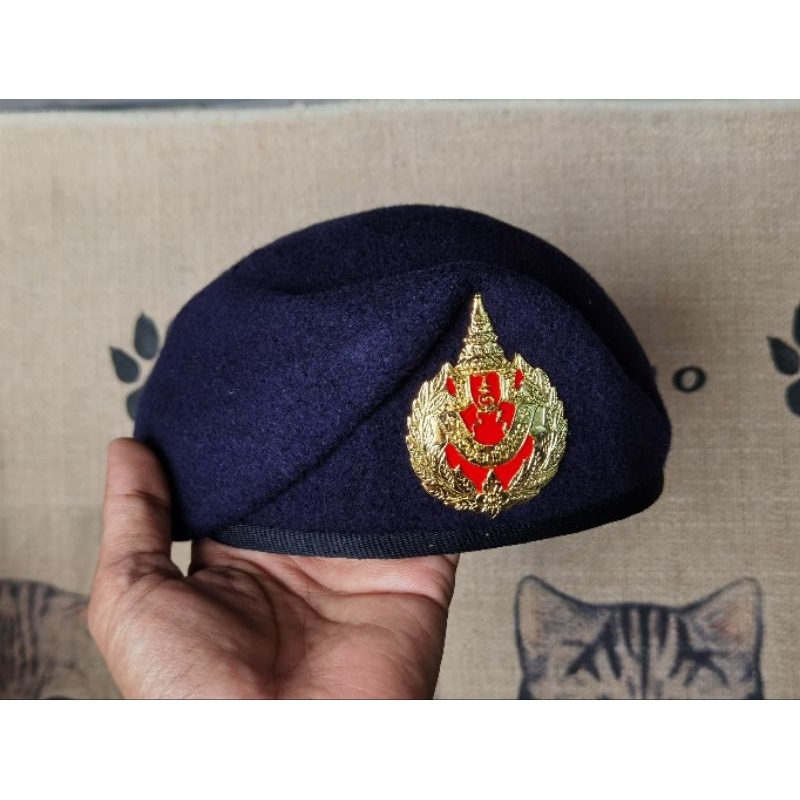 หมวกเบเร่ต์ อส. พร้อมจัดทรง พร้อมหน้าหมวกโลหะ และแบบติดตีนตุ๊กหรือไม่ติด