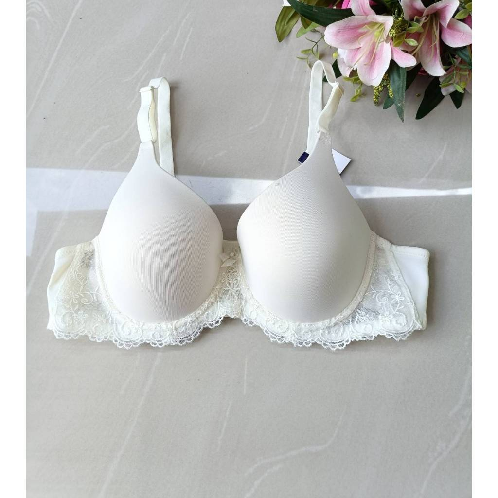 Wacoal  รุ่น WB9896    (งานตัดป้ายห้อย)