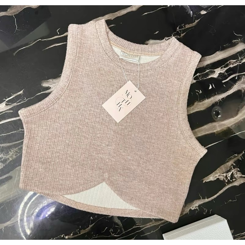 ส่งต่อ เสื้อครอปแฟชั่น ป้าย Montha ซักเก็บ ตำหนิ ตะเข็บด้ายหลุด รูปสุดท้าย