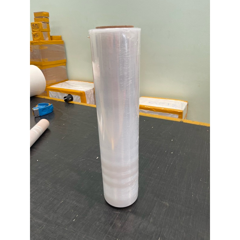 ฟิล์มพันพาเลท ฟิล์มยืด(1ม้วน) ยาว 300หลา 2กิโลกรัม (ไม่รวมแกน)กว้าง 50cm. 17ไมครอน แกนขนาด 8.5cm.