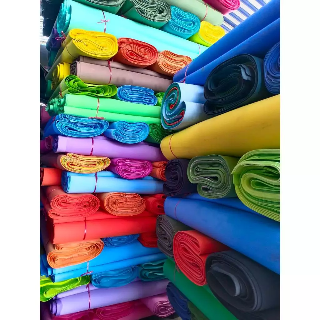 แผ่นยางevaสีล้วน 130*230ซม 2มม