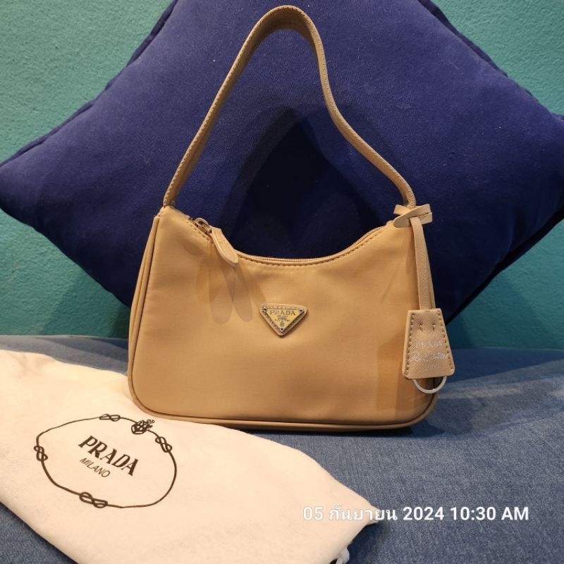 กระเป๋าสะพาย prada 🤎🤎