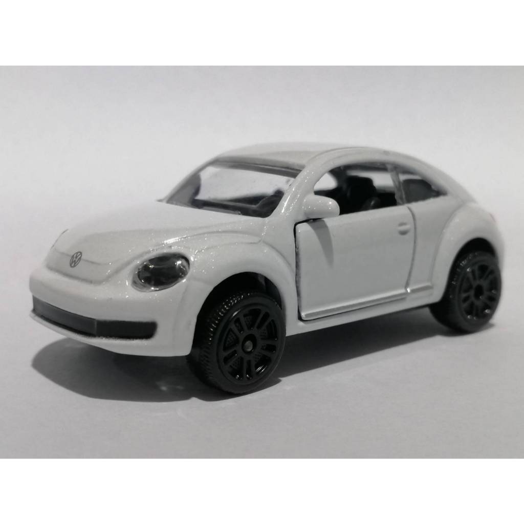 โมเดลรถ Majorette Volkswagen Beetle 2011 White Wheels D5S Black ขนาด 7.5X3.4 CM Scale1:60 NO Package