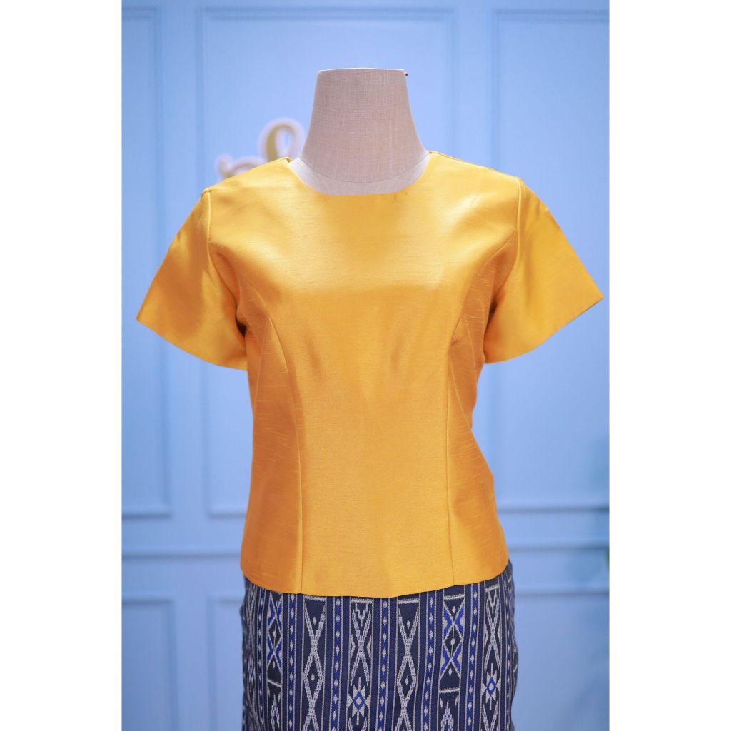 เสื้อไหมสี่เส้นคอกลมซิปหลังดาวิกา (ท13)