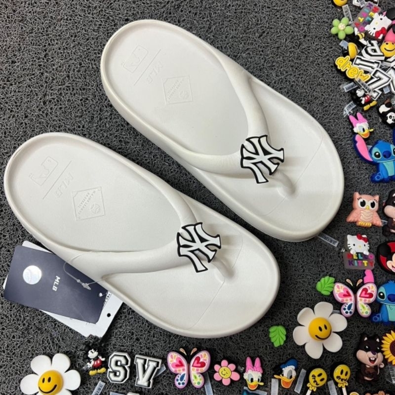 รองเท้าแตะ MLB รองเท้าแตะ NY ✔️มีกล่อง📦 ชนSHOP2025❤️