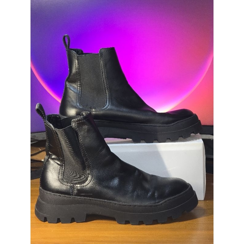 Zara black Chelsea chunky boots