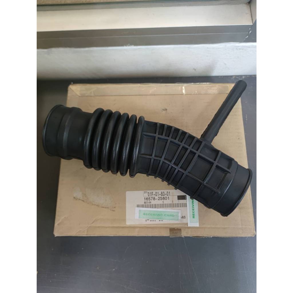 ท่อกรองอากาศ NISSAN FRONTIER D22 TD27 16578-2S601 อะไหล่แท้ NISSAN
