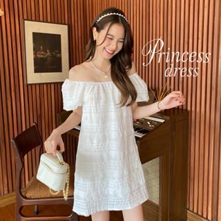 chuuchop_พร้อมส่ง(C8195)🌻🥂🫖Princess dress เดรสปาดไหล่สีขาว